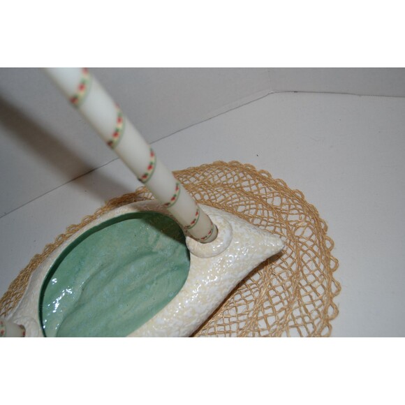 Vintage Candle with Plant Holder Mid Century White on Bisque - Picture 3 of 7